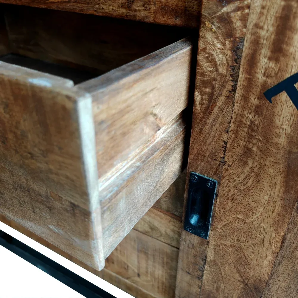 DRESSOIR BAS DUBLIN MANGUIER ET METAL 1 PORTE 4 TIROIRS 116 X 40.5 X 85.5 CM – Image 4