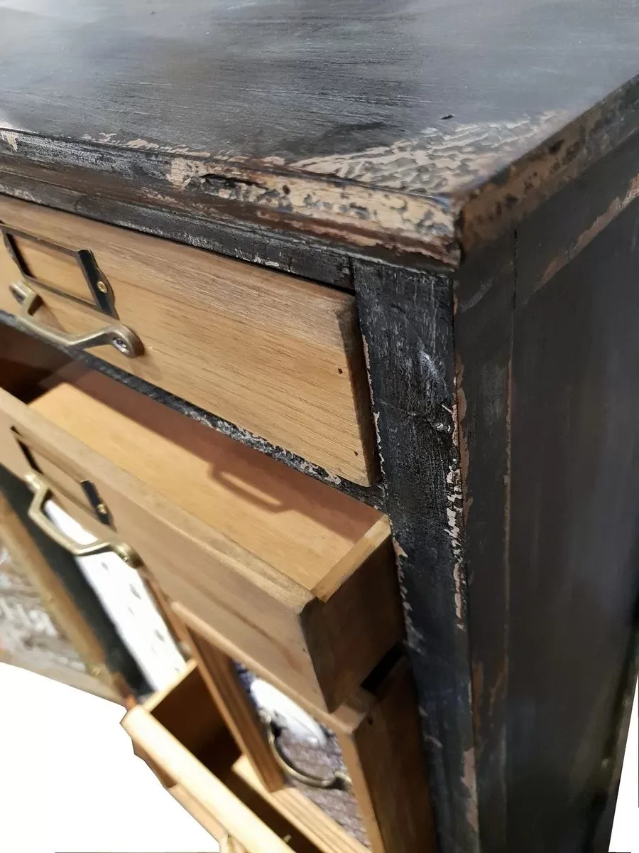 ARMOIRE DECO 19 TIROIRS 1 PORTE VITREE EN BOIS DIMENSIONS 135 X 63 X 32 CM – Image 3